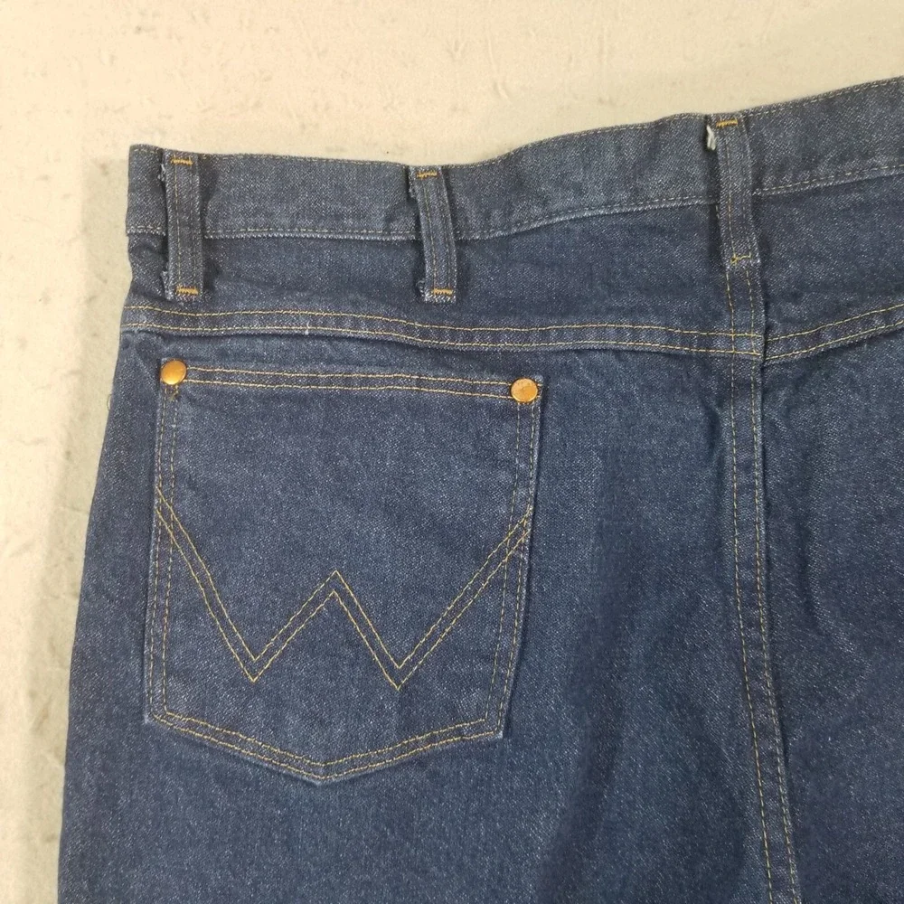 Wrangler jeans men's 38x28 Cowboy Cut 936PWD blue denim pants retro western